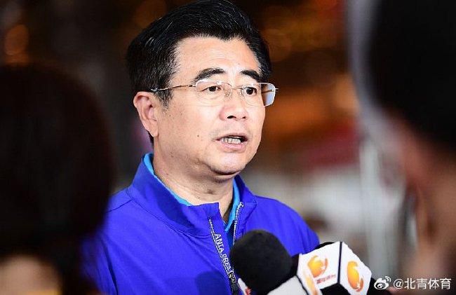 “我不想把合同的具体说得太细，让我们给事情的发展留点空间，这是俱乐部和球员都想要的续约条件。